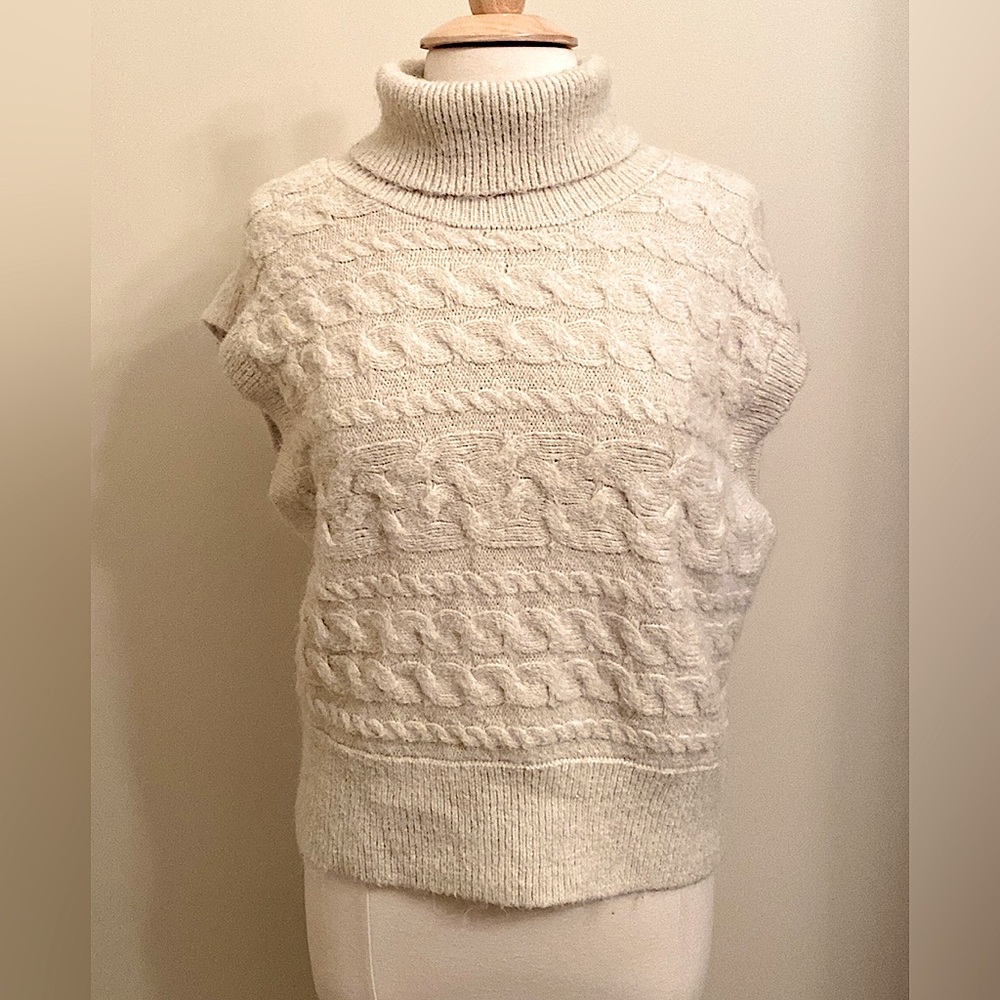 Old Navy Tan SZ L Light Academia Preppy Minimalist Boho Turtleneck Knit Sweater